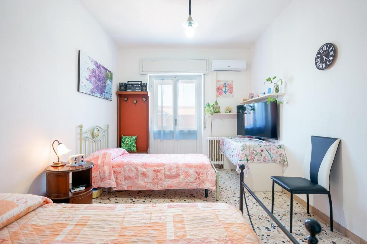 Gasthof Pothos - Eng Ita - Air Conditioning Wi-fi Fridge Netflix Local Guide - Aria Condizionata, Frigo, Internet, Guida Locale Cagliari